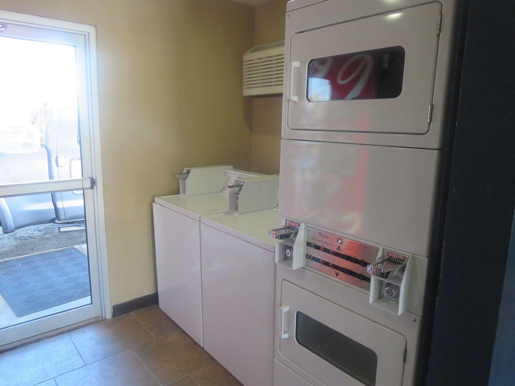 Howard Johnson By Wyndham Odessa Tx Luaran gambar