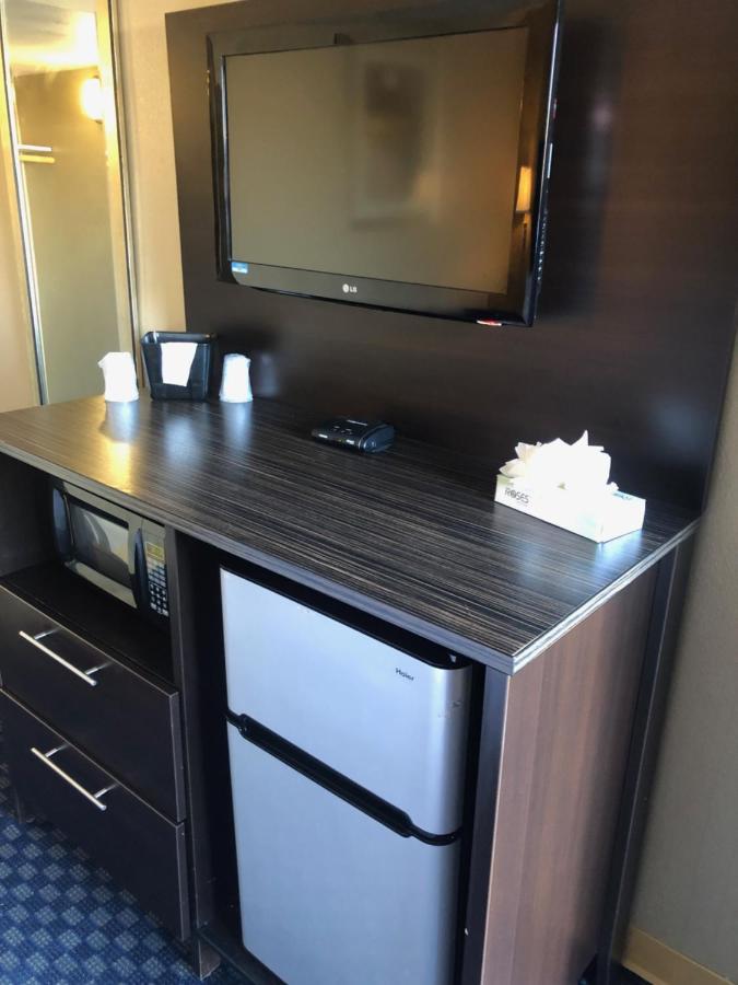 Howard Johnson By Wyndham Odessa Tx Luaran gambar